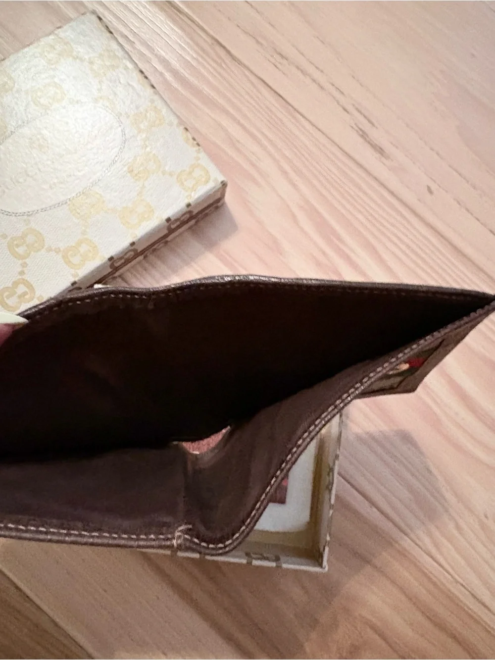 Vintage Gucci wallet